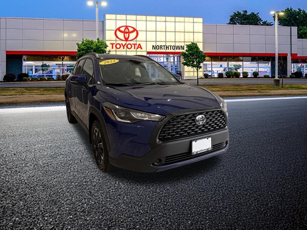 Used 2022 Toyota Corolla Cross LE SUV