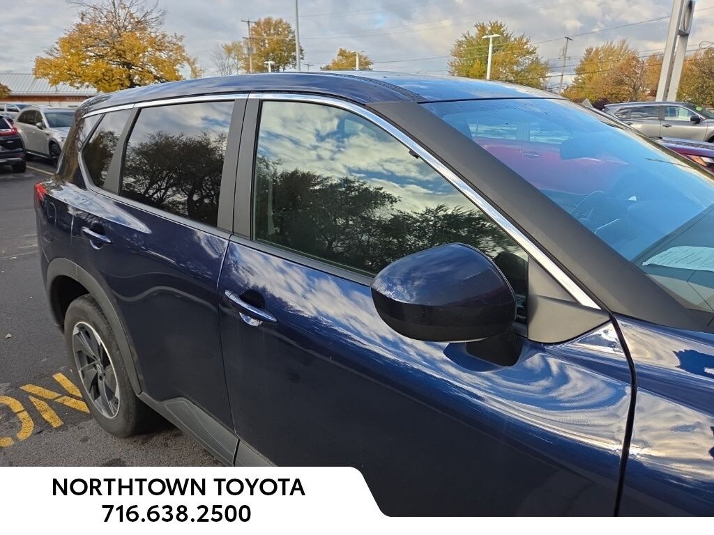 Used 2025 Nissan Rogue SV SUV