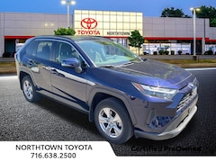 2022 Toyota RAV4 Hybrid XLE SUV