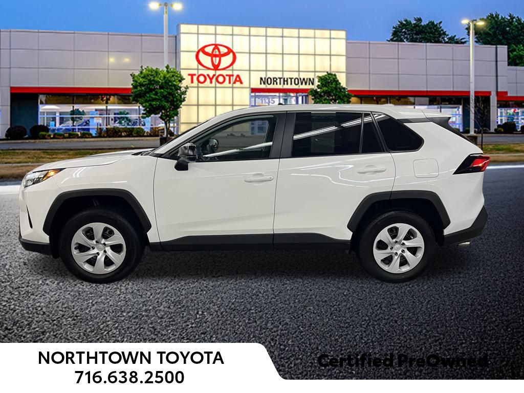 2025 Toyota RAV4 LE photo 2