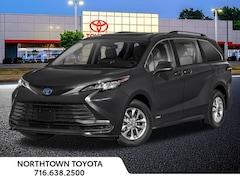 2025 Toyota Sienna LE 8 PASSENGER