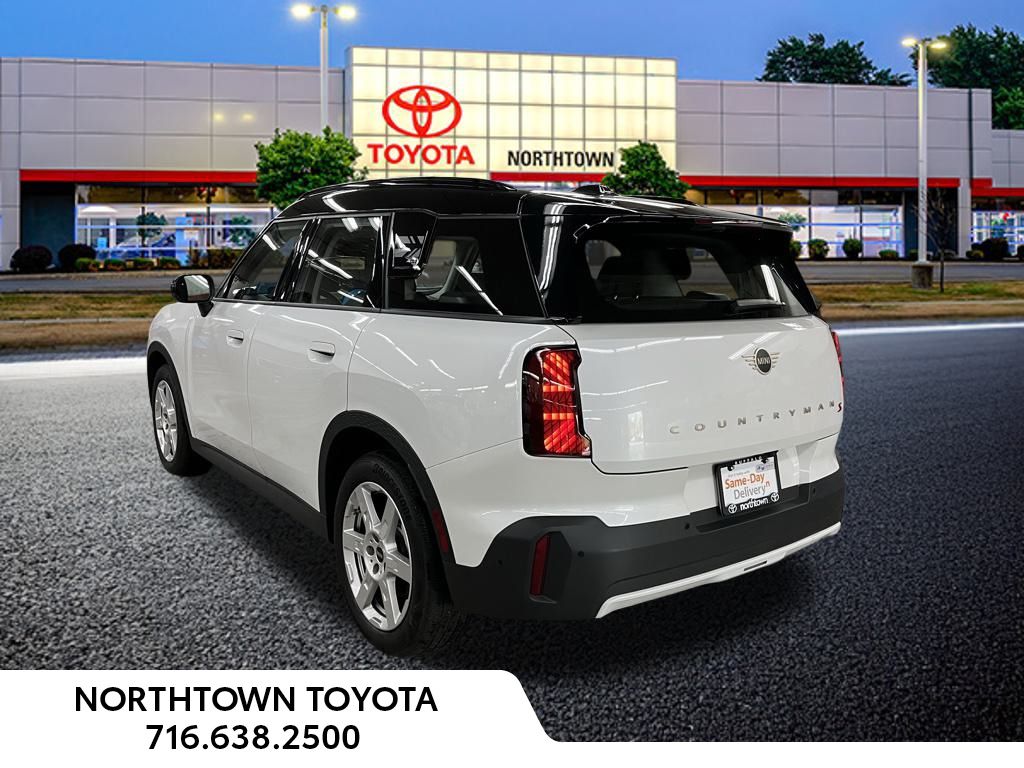 2025 Mini Cooper S ALL4 photo 3