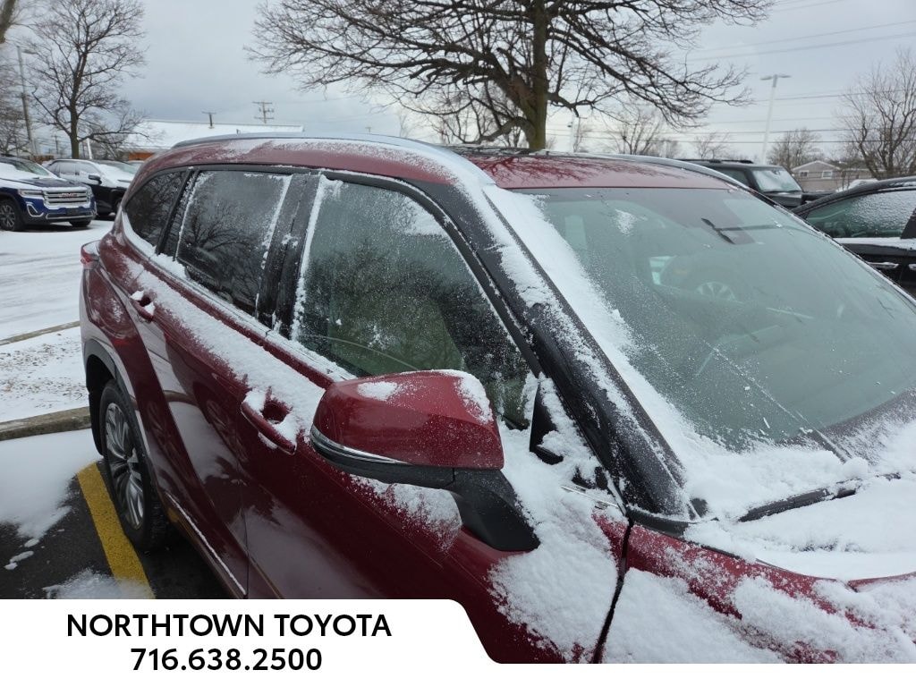 Certified 2022 Toyota Highlander Hybrid Platinum SUV