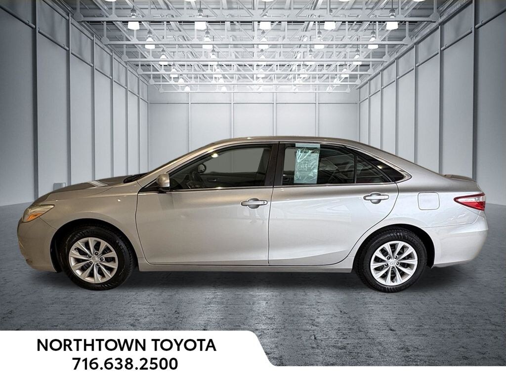 Used 2015 Toyota Camry LE Sedan