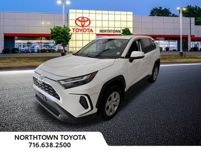 2023 Toyota RAV4 LE SUV