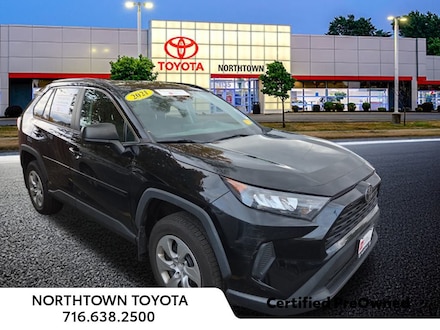 2021 Toyota RAV4 LE SUV