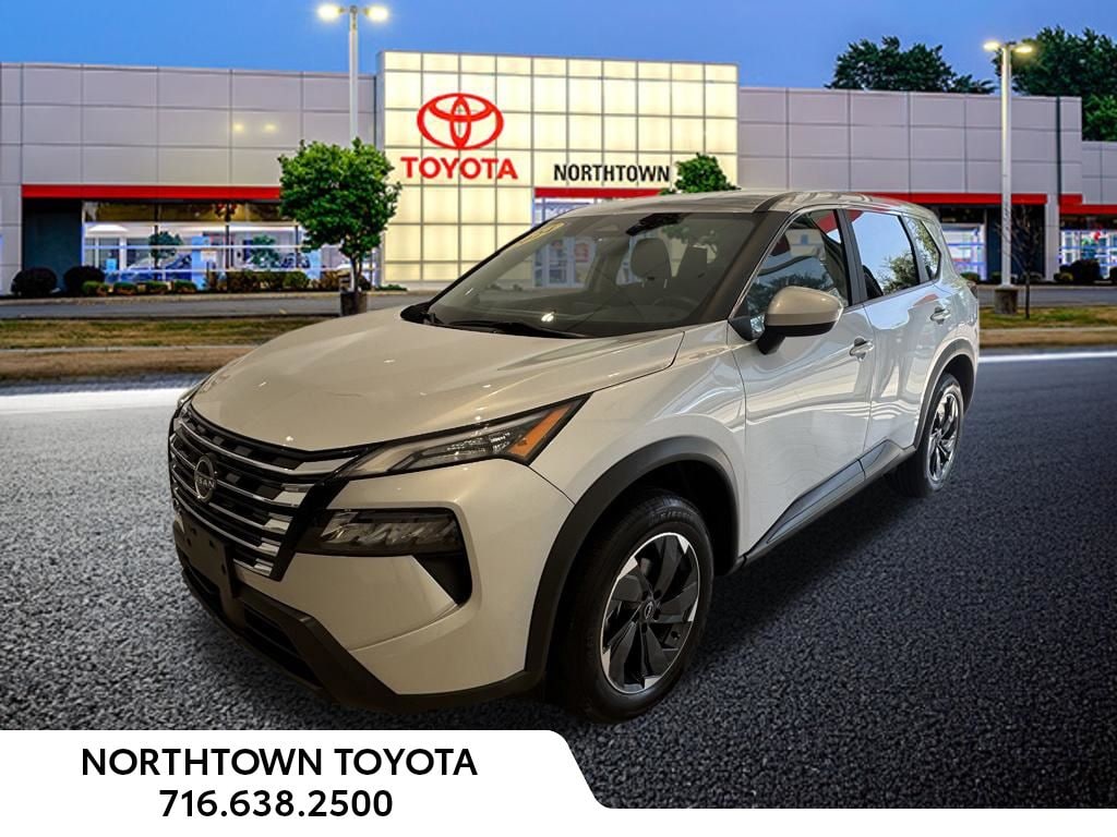 Used 2024 Nissan Rogue SV SUV