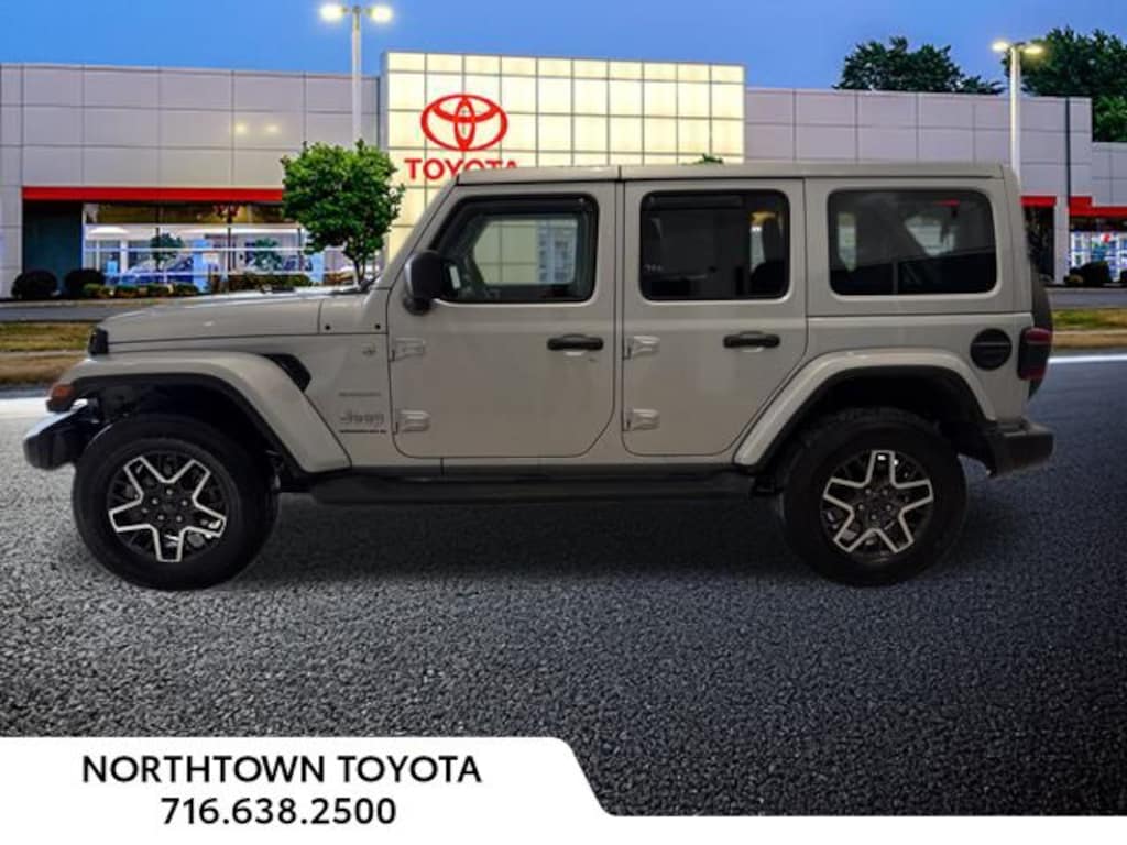 Used 2024 Jeep Wrangler Sahara SUV