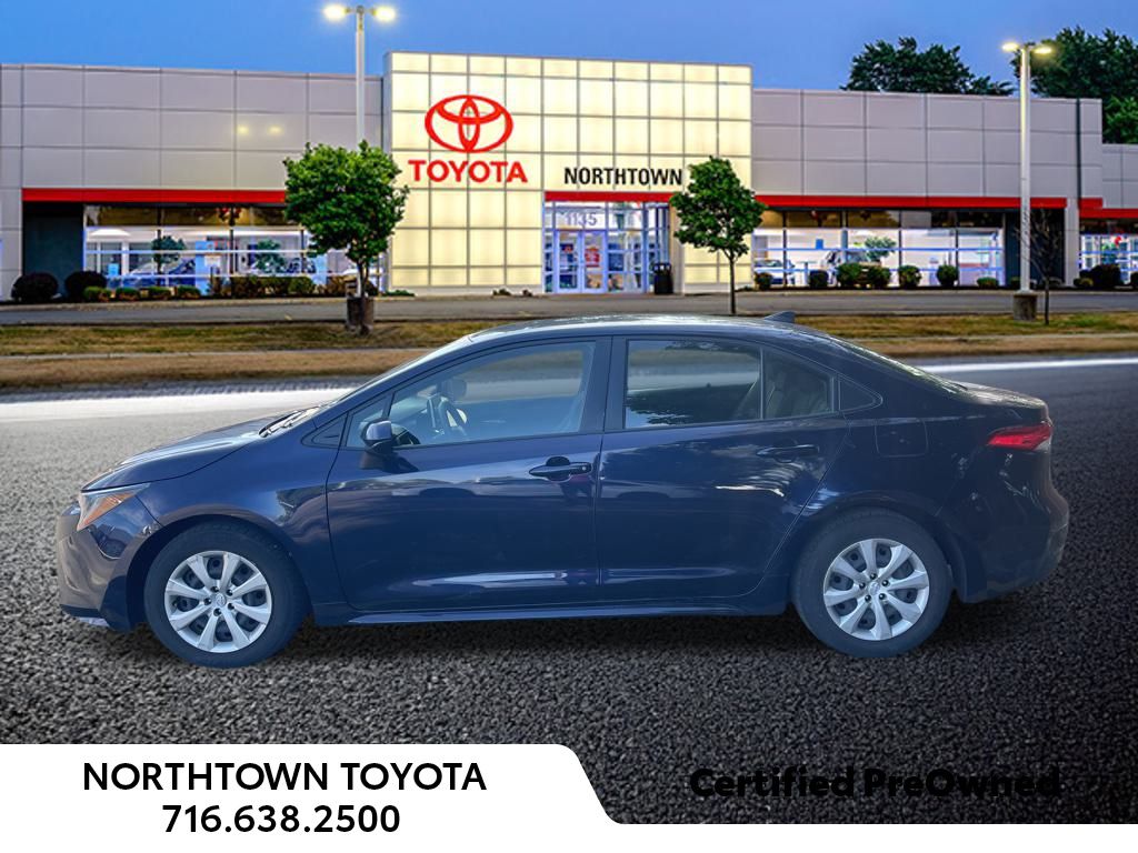 2021 Toyota Corolla LE photo 2