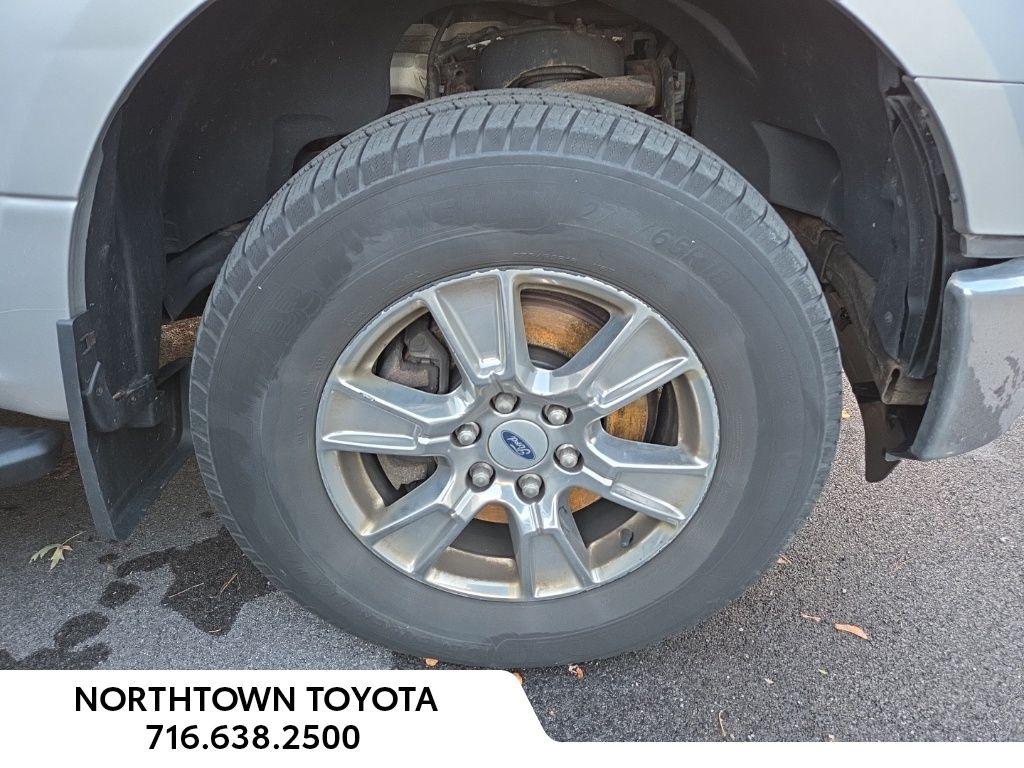 2016 Ford F-150 XLT photo 2