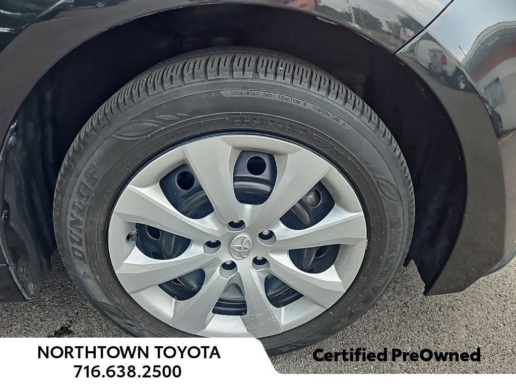 Used 2022 Toyota Corolla LE with VIN 5YFEPMAE7NP337409 for sale in Northfield, Minnesota
