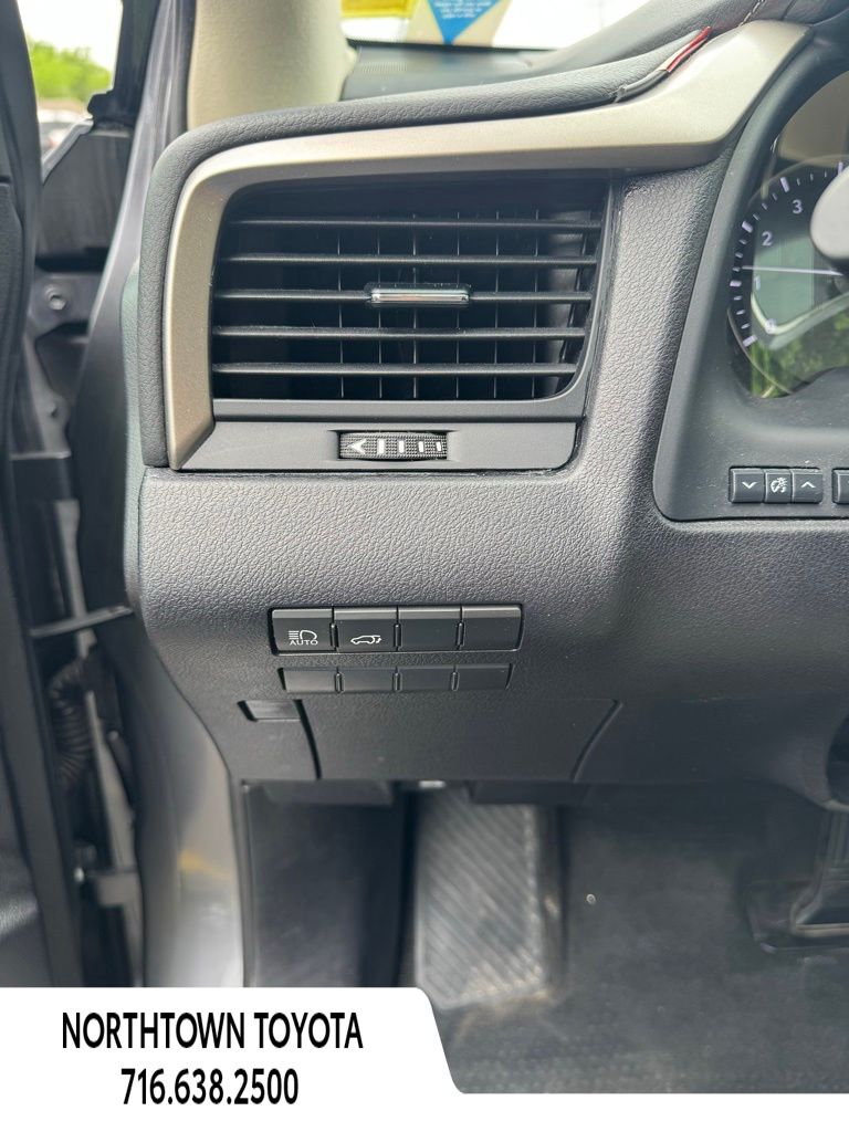 2021 Lexus RX 350 - Photo 19