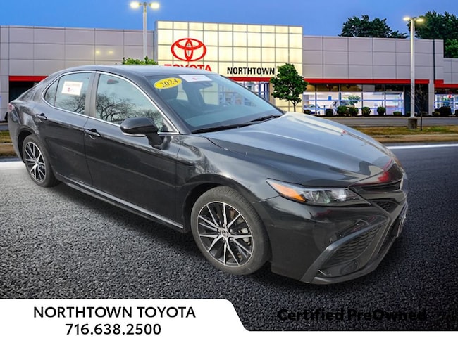 2024 Toyota Camry SE Sedan
