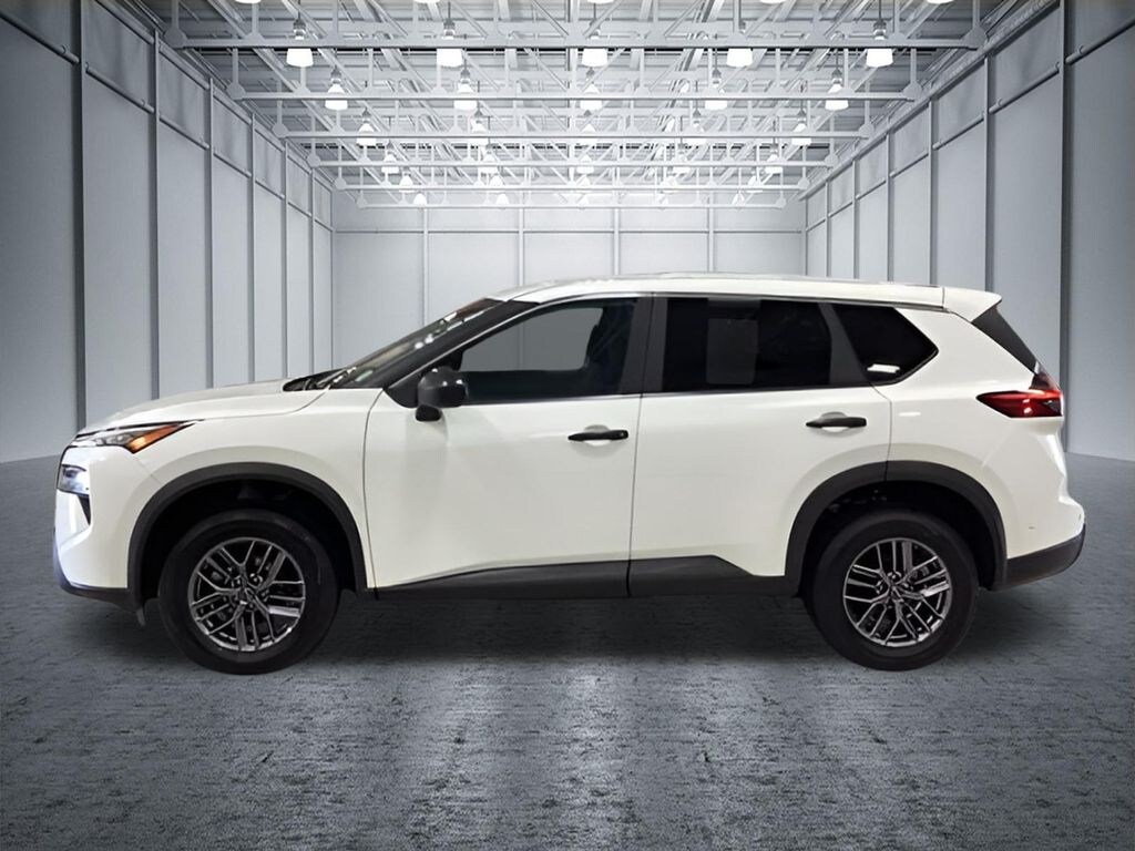 Used 2024 Nissan Rogue S SUV