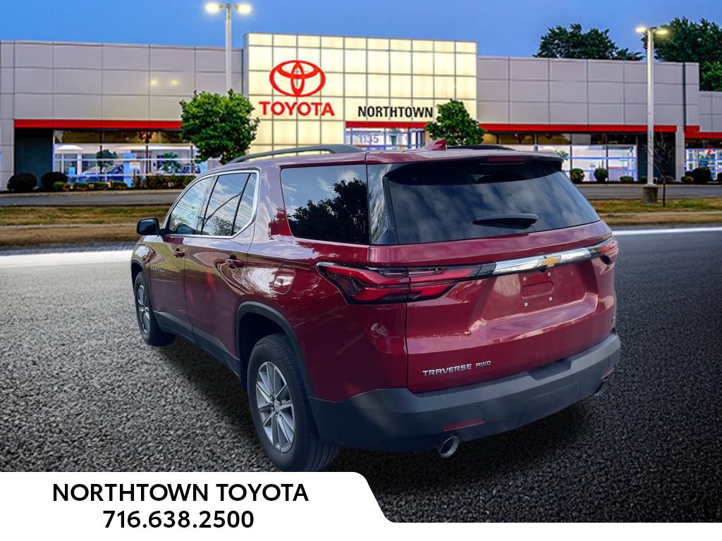 2023 Chevrolet Traverse 1LT photo 3
