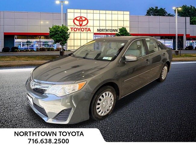 2013 Toyota Camry LE Sedan