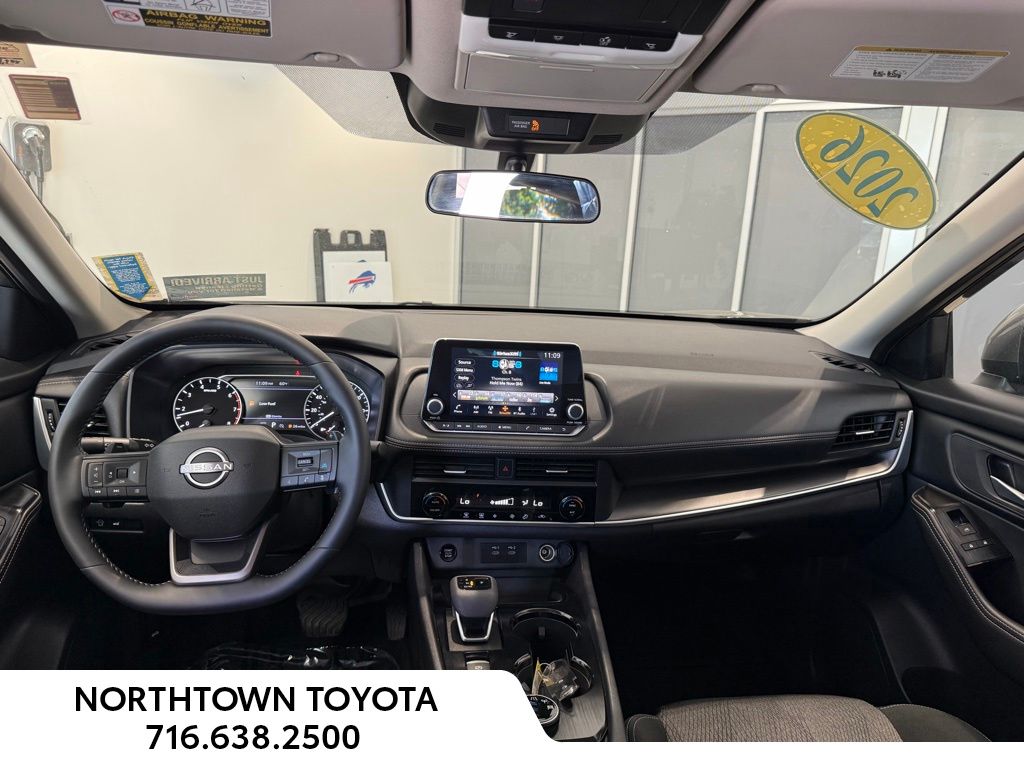 2026 Nissan Rogue SV - Photo 6