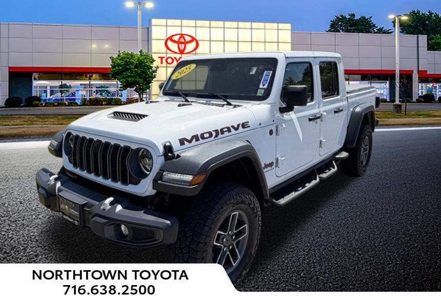 2025 Jeep Gladiator Mojave Auto's photo
