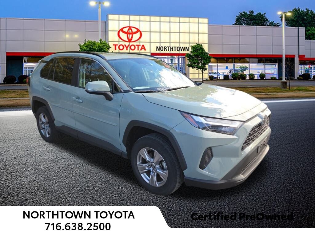 Used 2022 Toyota RAV4 XLE SUV