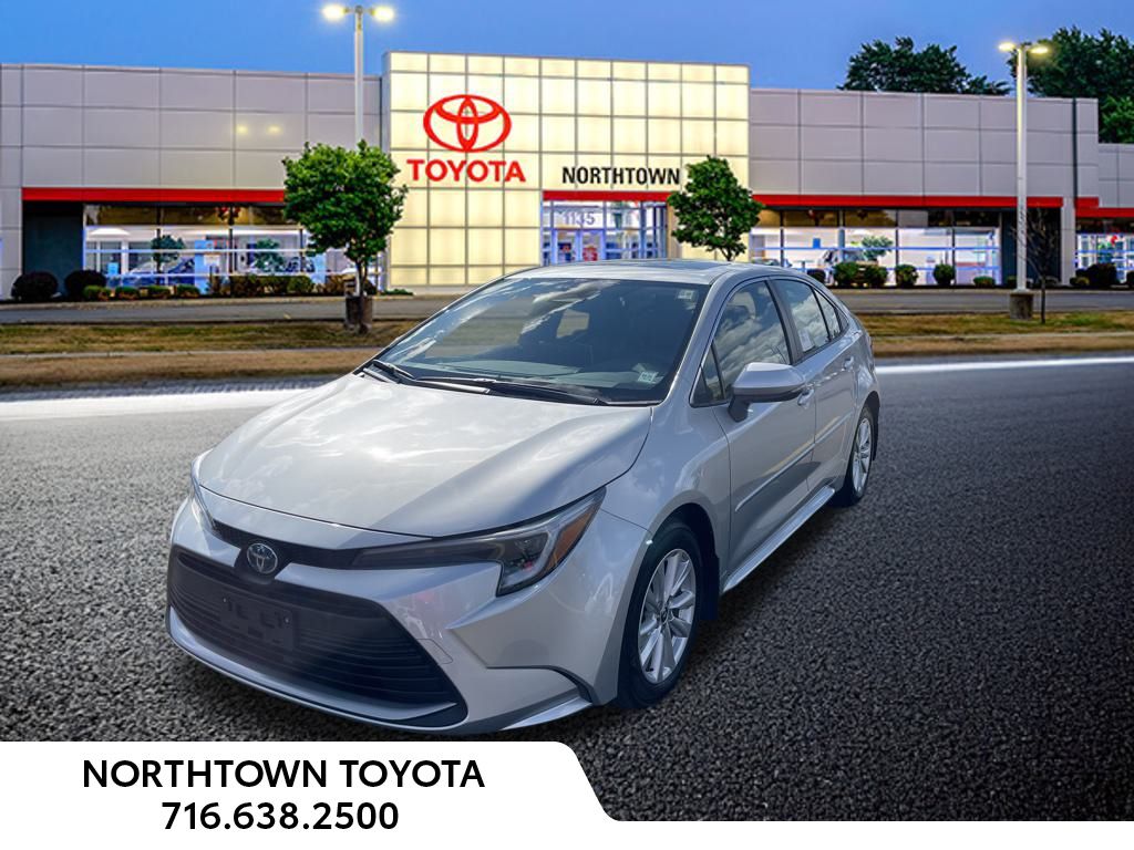 2025 Toyota Corolla Hybrid XLE SEDAN 