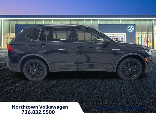 2022 Volkswagen Tiguan SE R-Line Black photo 2