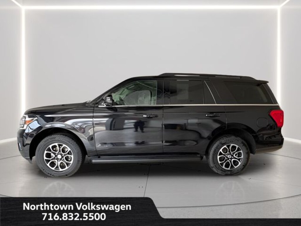 Used 2024 Ford Expedition XLT SUV
