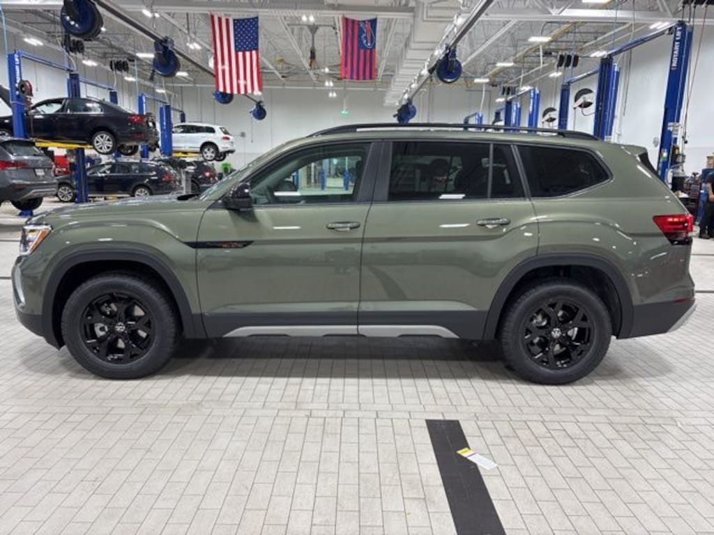 New 2026 Volkswagen Atlas 2.0T Peak Edition SUV