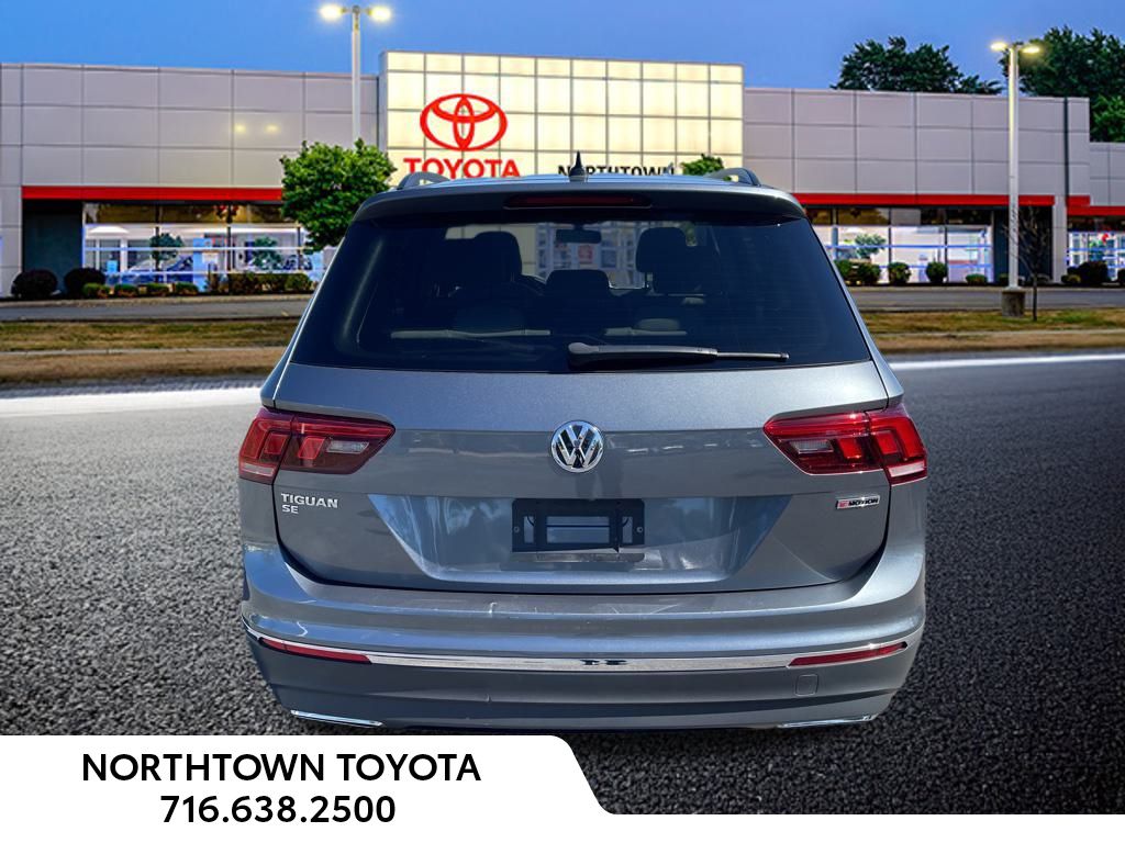 2021 Volkswagen Tiguan SE photo 3