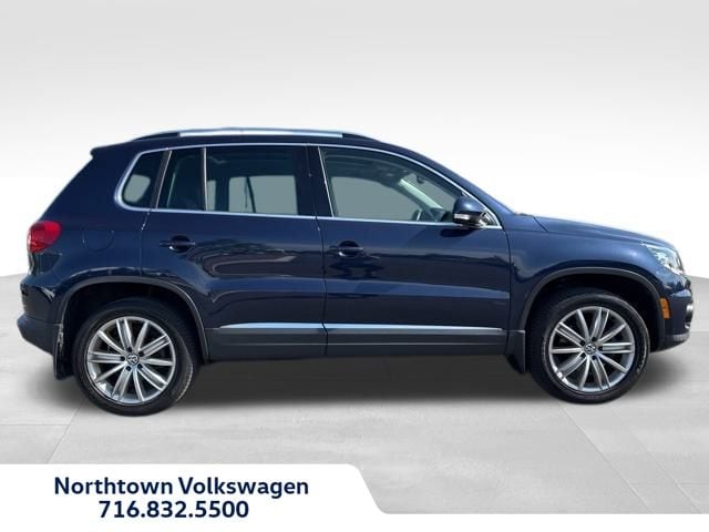 Used 2016 Volkswagen Tiguan SE with VIN WVGBV7AX2GW583334 for sale in Buffalo, NY
