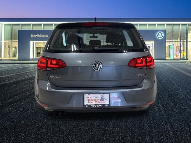 2017 Volkswagen Golf TSI SE photo 4