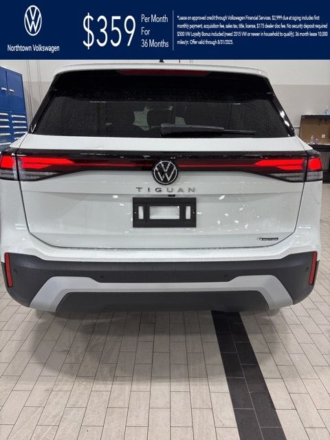 2025 Volkswagen Tiguan S photo 3