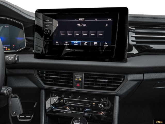 2026 Volkswagen Jetta Sport - Photo 8