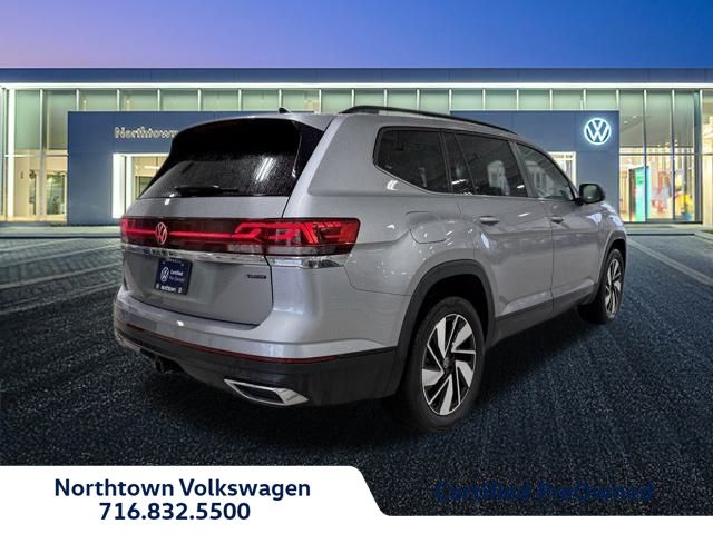 2025 Volkswagen Atlas SE Technology photo 2