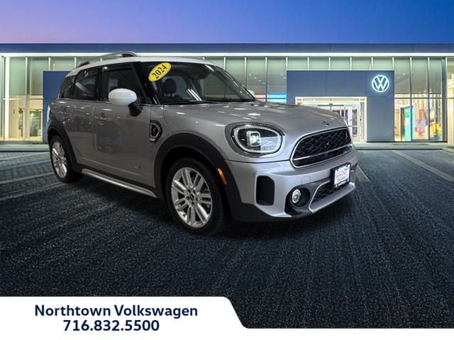 2024 MINI Countryman S's photo