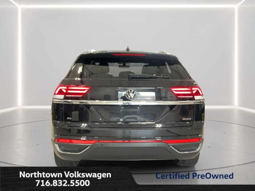 Certified 2022 Volkswagen Atlas Cross Sport 2.0T SE w/Technology SUV