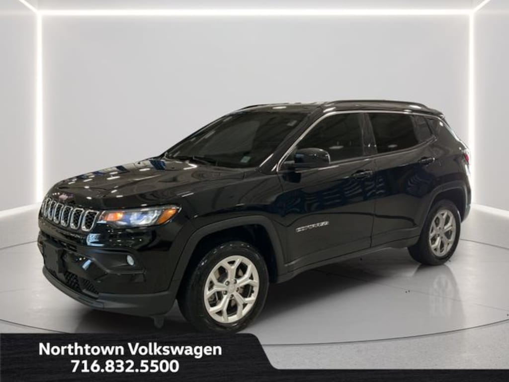 Used 2024 Jeep Compass Latitude SUV