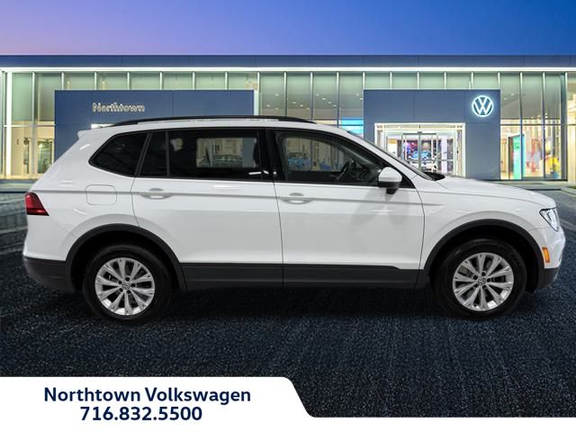 2020 Volkswagen Tiguan S photo 2