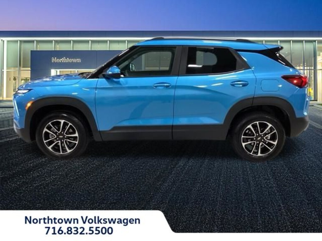 Used 2025 Chevrolet Trailblazer LT SUV