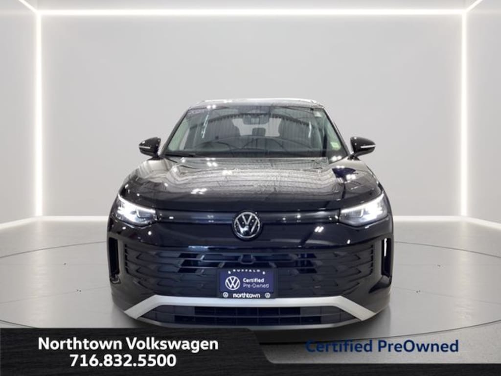 Certified 2025 Volkswagen Tiguan 2.0T SE SUV