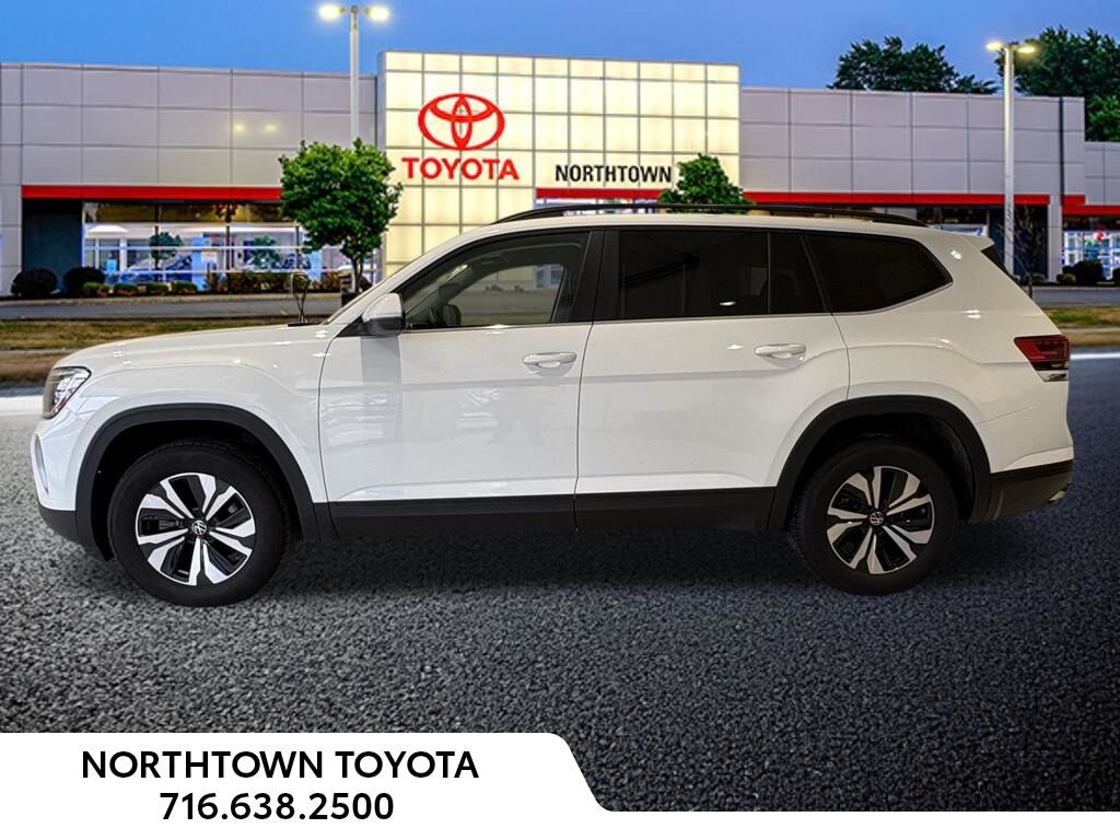 Used 2025 Volkswagen Atlas 2.0T SE SUV