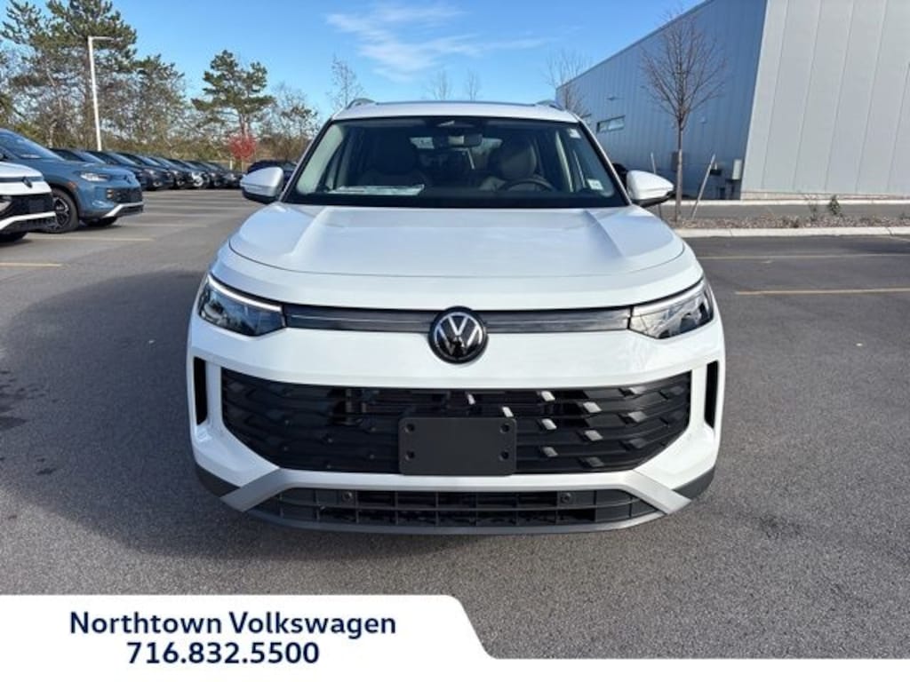 New 2026 Volkswagen Tiguan 2.0T SE SUV