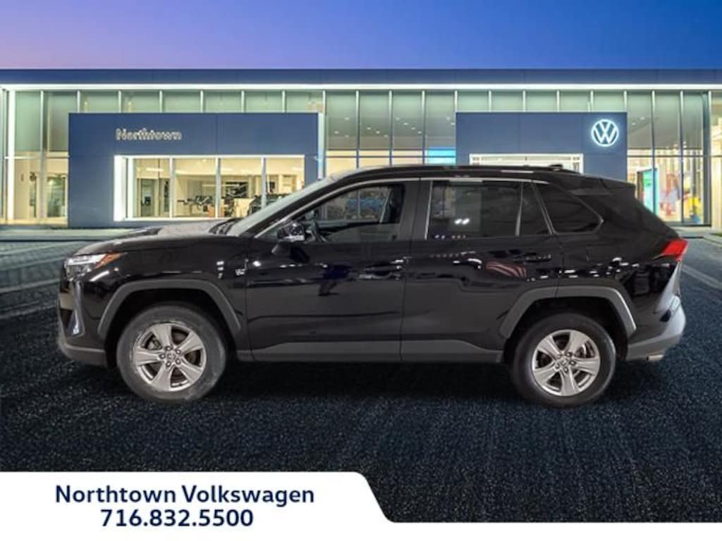 Used 2025 Toyota RAV4 XLE SUV