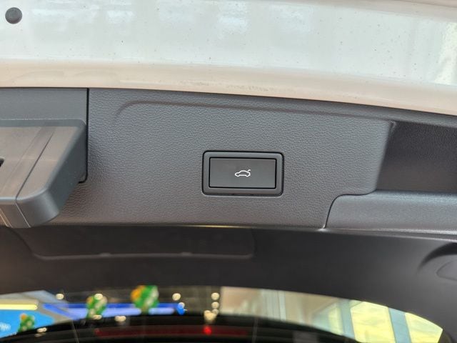 2026 Volkswagen Atlas Cross Sport SEL R-LINE - Photo 18