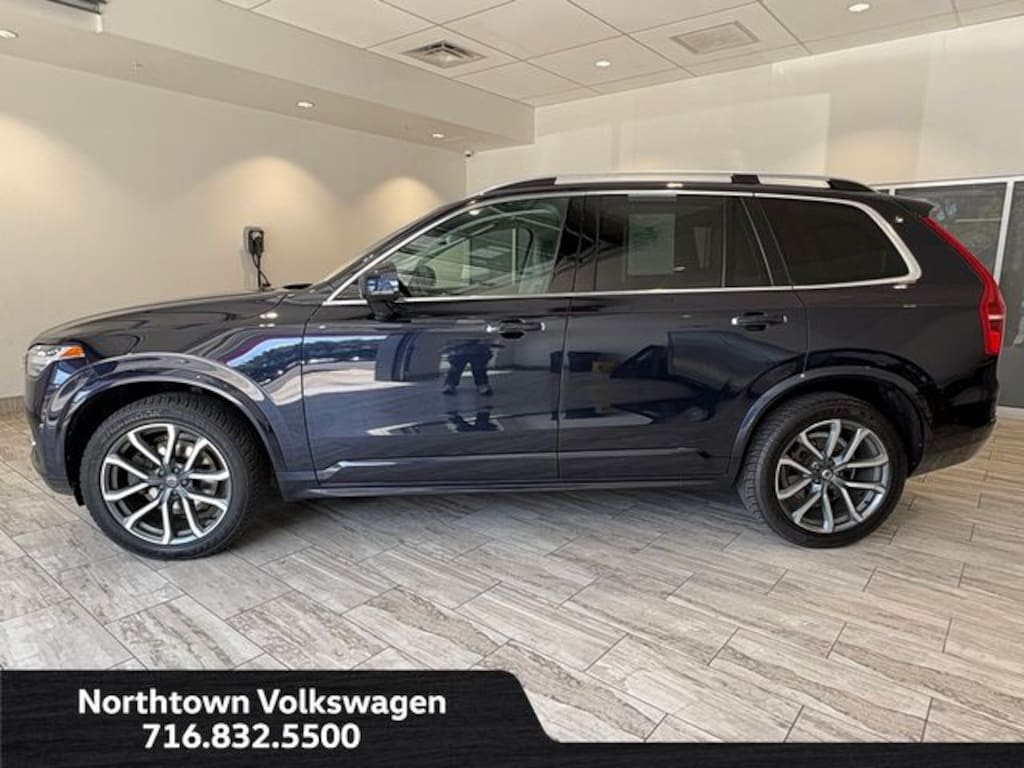 Used 2019 Volvo XC90 T5 Momentum SUV