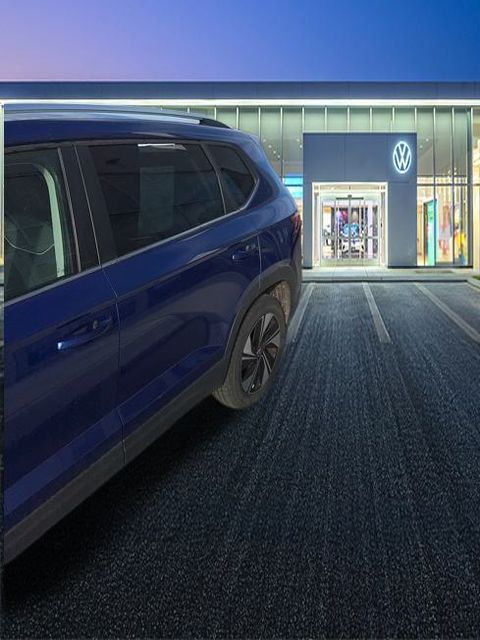 2024 Volkswagen Taos SE photo 3