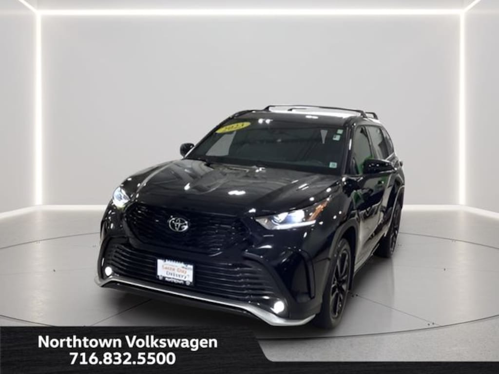 Used 2023 Toyota Highlander XSE SUV