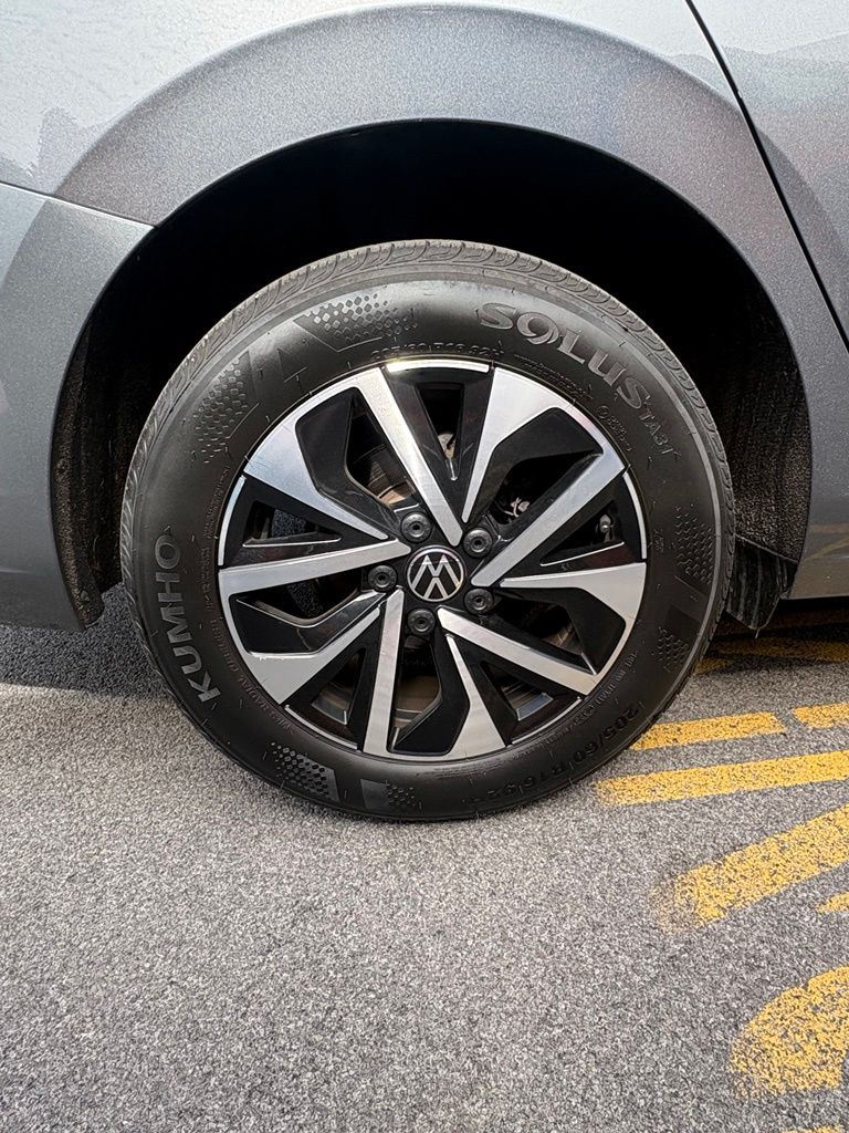 3VW4M7BU1RM012857