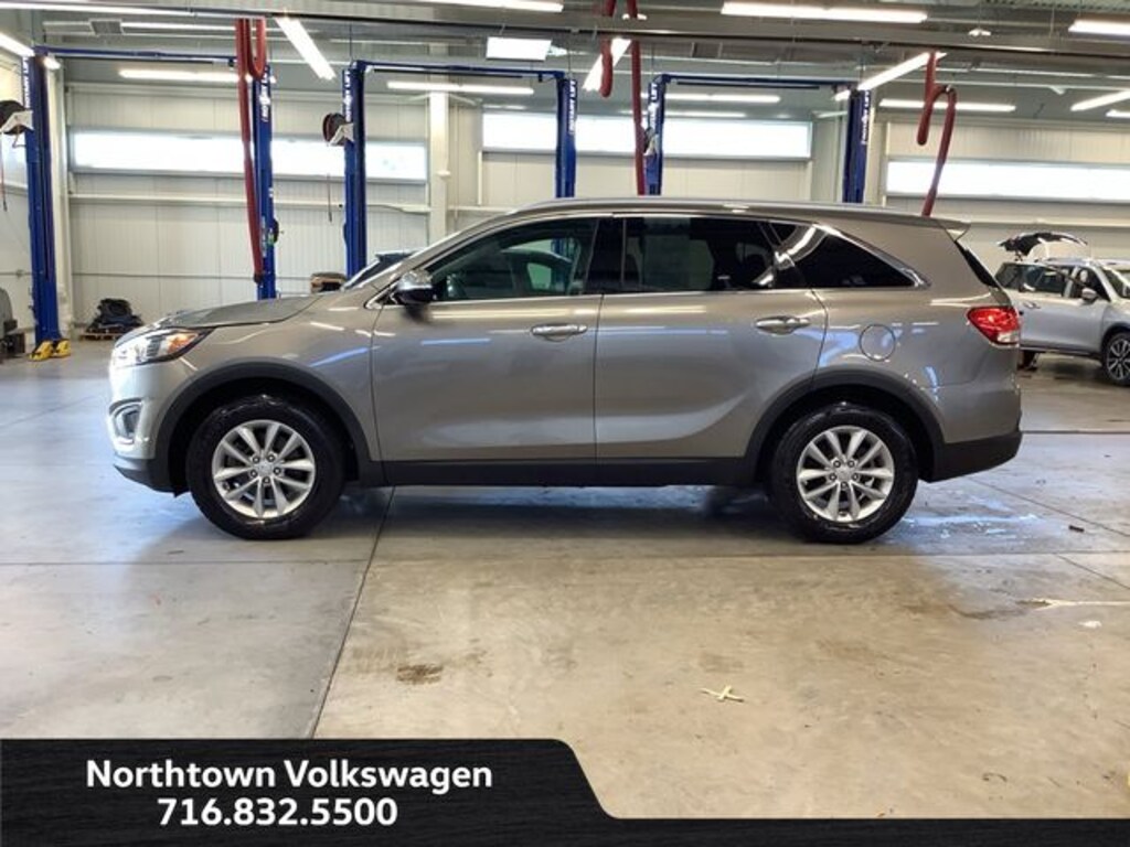 Used 2016 Kia Sorento LX SUV