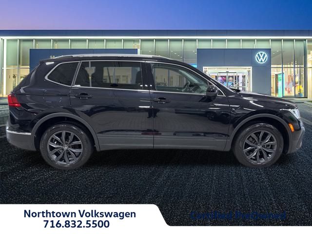 2023 Volkswagen Tiguan SE photo 2