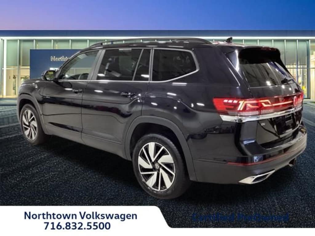 Used 2024 Volkswagen Atlas 2.0T SE w/Technology SUV